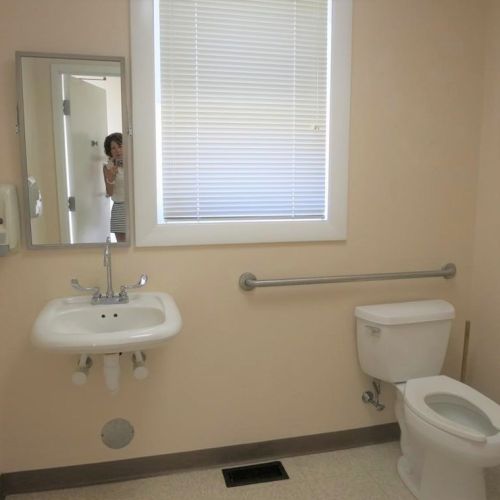 67 Brigham St, New Bedford MA 02740-2214 exterior