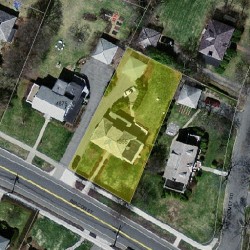 1865 Beacon St, Newton MA  02468-1432 aerial view