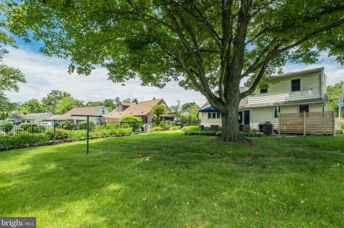 12 Beech Pl, West Deptford NJ 08096-3312 exterior