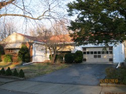 22 David Rd, Newton, MA 02459-2712