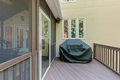 5426 Brooke Farm Dr, Atlanta GA 30338-3151 exterior