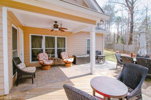 42 Helen Ln, Stockbridge GA 30281-6040 exterior