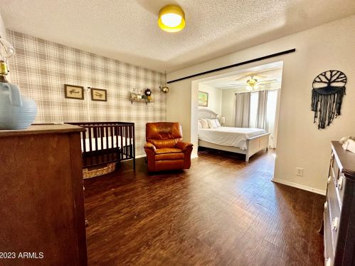 2908 Corrine Dr, Phoenix AZ 85029-1937 exterior