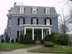 6 Hyde Ave, Newton, MA 02458-2311