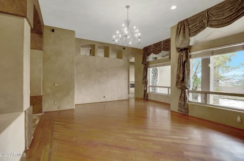 16249 4th St, Phoenix AZ 85020-2902 exterior