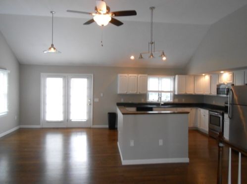 60 Bjorklund Ave, Worcester MA  01605-1070 exterior