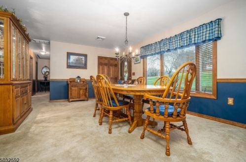 75 Dawn Rd, Milford NJ 08848-1112 exterior