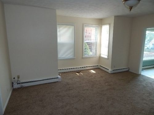 25 Lawrence St, Taunton MA 02780-1776 exterior