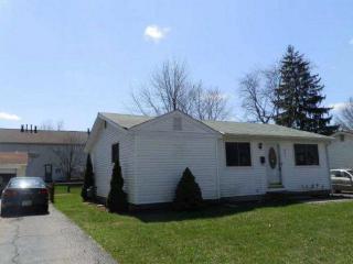 2321 Hampstead Dr, Columbus OH  43229-9623 exterior