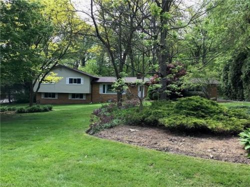 34430 Sherbrook Park Dr, Cleveland OH  44139-2044 exterior