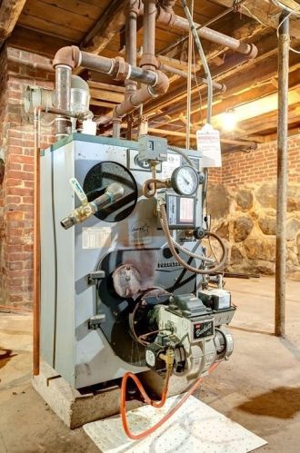 105 Oak St, Winchendon MA 01475-1538 exterior