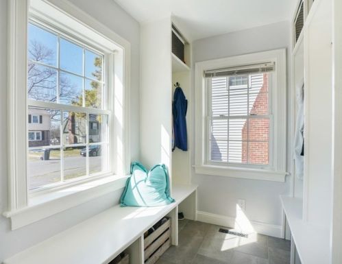 58 Taylor Ave, Dedham MA 02026-5104 exterior