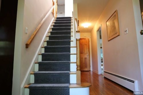 400 Grant Ave, Cresskill NJ  07626-1208 exterior