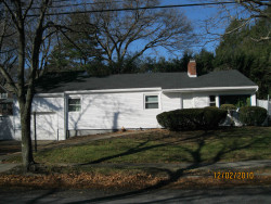 94 Elinor Rd, Newton, MA 02461-1835