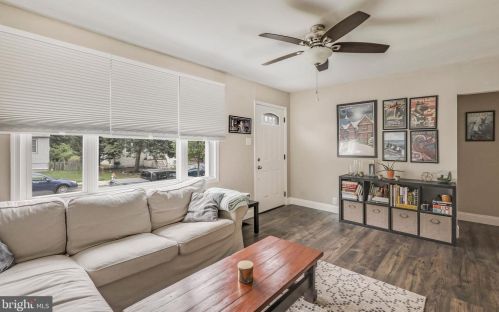 703 Washington Ave, West Deptford NJ 08096-1035 exterior