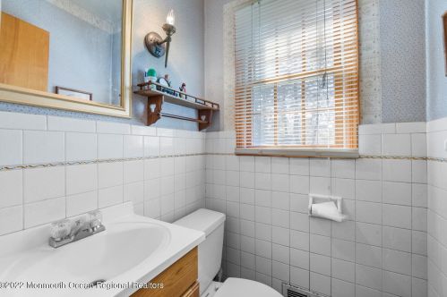 193 Hornblower Ave, Belleville NJ 07109-2555 exterior