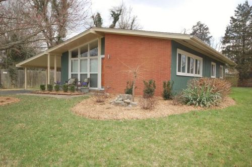 1708 Brentmoor Ln, Louisville, KY 40223-1011