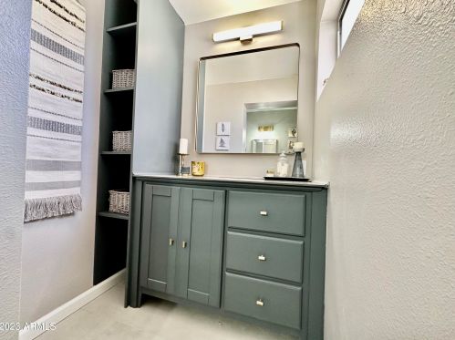 2908 Corrine Dr, Phoenix AZ 85029-1937 exterior