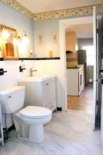 127 Mill St, Worcester MA 01603-2031 exterior