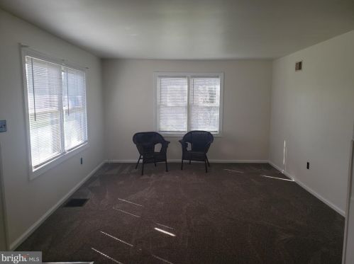 358 Parkville Rd, West Deptford NJ  08086-9460 exterior