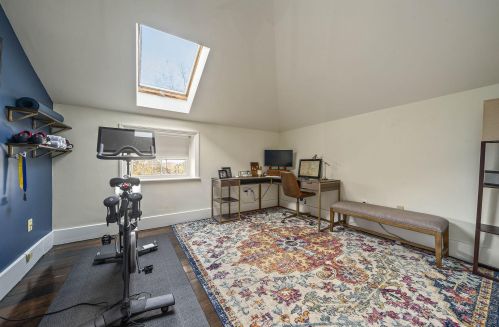 333 Brush Hl Rd, Milton MA 02186-1030 exterior