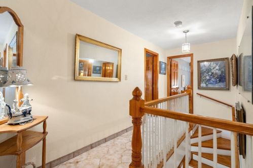 293 Washington St, Gloucester MA 01930-4815 exterior