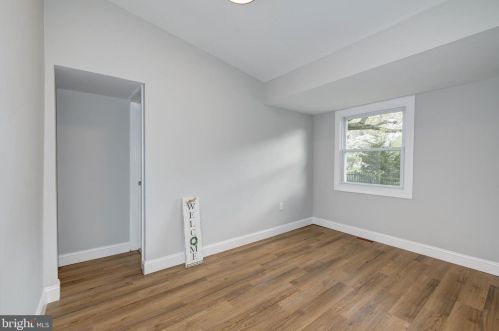 213 Florence Ave, West Deptford NJ  08093-2025 exterior