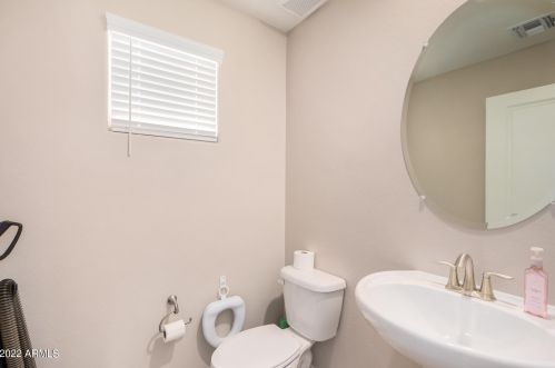 3930 79th Ln, Phoenix AZ  85043 exterior