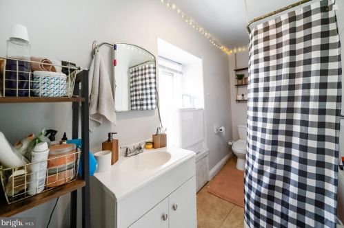 4841 Germantown Ave, Philadelphia PA 19133-1808 exterior