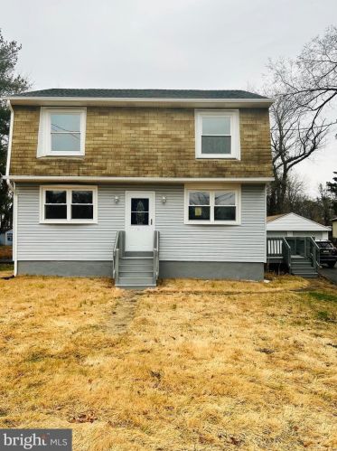 1570 Good Intent Rd, West Deptford NJ  08096-6112 exterior