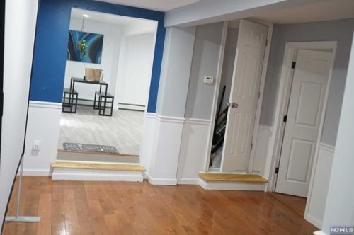 27 Valley St, Belleville NJ  07109-3022 exterior