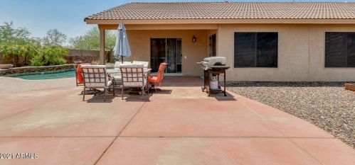 25801 65 Dr, Phoenix AZ 85033-1605 exterior