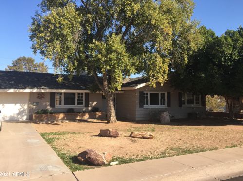 3313 50th Pl, Phoenix, AZ 85018-6518