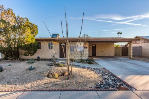 2207 Aster Dr, Phoenix AZ  85032-7418 exterior