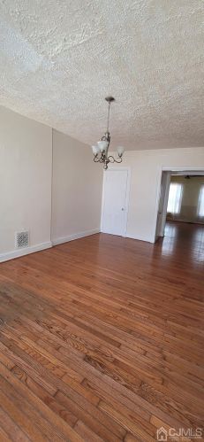 48 Chrome Ave, Carteret NJ  07008-3402 exterior