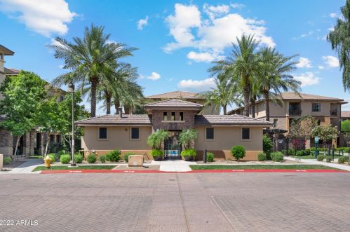 17850 68th St, Phoenix AZ 85054-9100 exterior