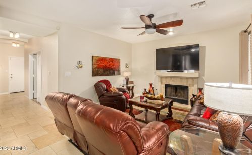 1004 Amberwood Dr, Phoenix AZ  85048-1937 exterior