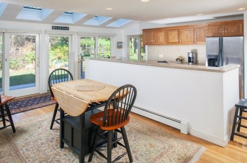 64 Cushing Hl Rd, Hingham MA exterior