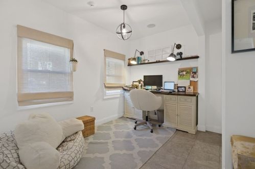 336 Elliot St, Newton MA 02464-1250 exterior