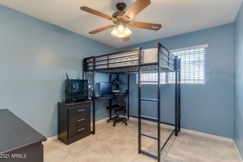 3825 Elm St, Phoenix AZ 85033-2112 exterior