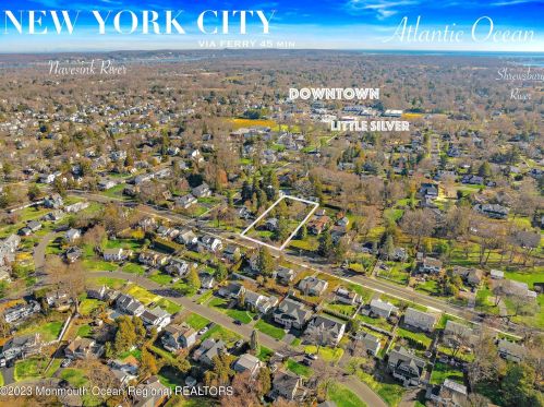 450 Branch Ave, Little Silver NJ  07739-1111 exterior