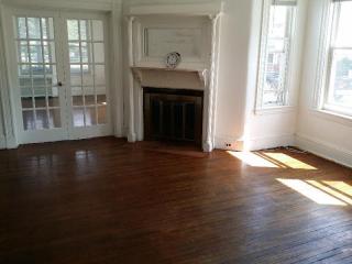 25 Townsend St, Waltham MA  02453-6026 exterior