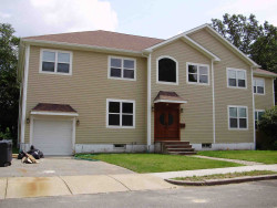 126 Selwyn Rd, Newton, MA 02461-2143