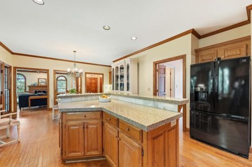 5426 Brooke Farm Dr, Atlanta GA 30338-3151 exterior