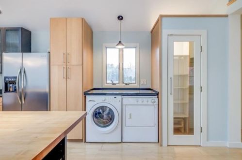 3 Bassett Wood Rd, Harwich MA 02645-2470 exterior