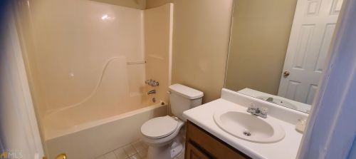 350 Grv Hl Dr, Stockbridge GA 30281-3049 exterior