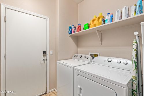 6715 37 Dr, Phoenix AZ 85053-3749 exterior