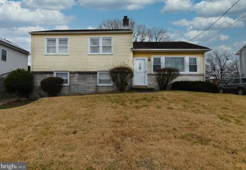 328 Harvard Ave, West Deptford, NJ 08096-1446