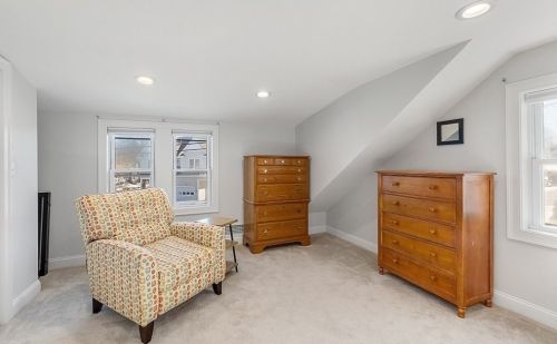 6 Idalla Rd, Worcester MA 01606-1043 exterior