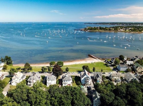 38 Lothrop St, Beverly, MA 01915-5150